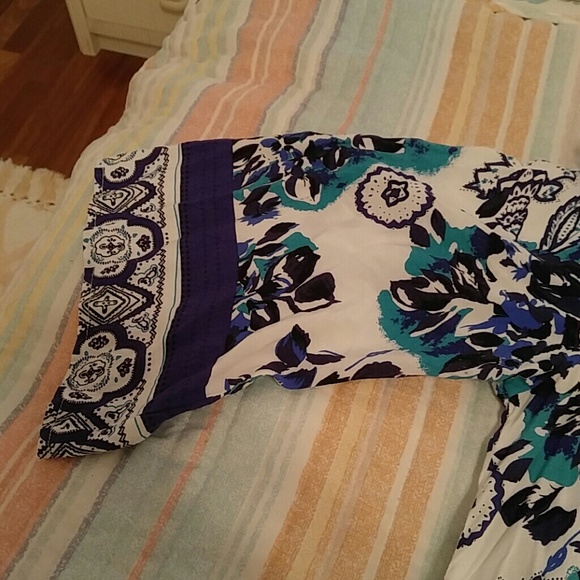 Dress - Picture 3 of 4